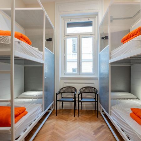 Casali Hostel Триест Экстерьер фото
