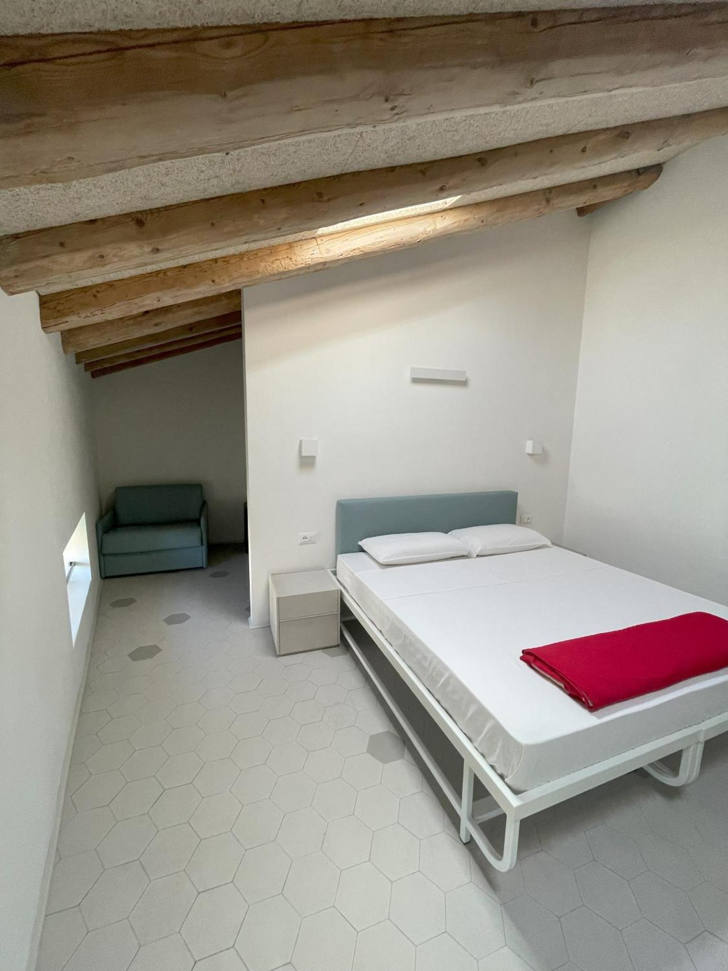 Casali Hostel Триест Экстерьер фото