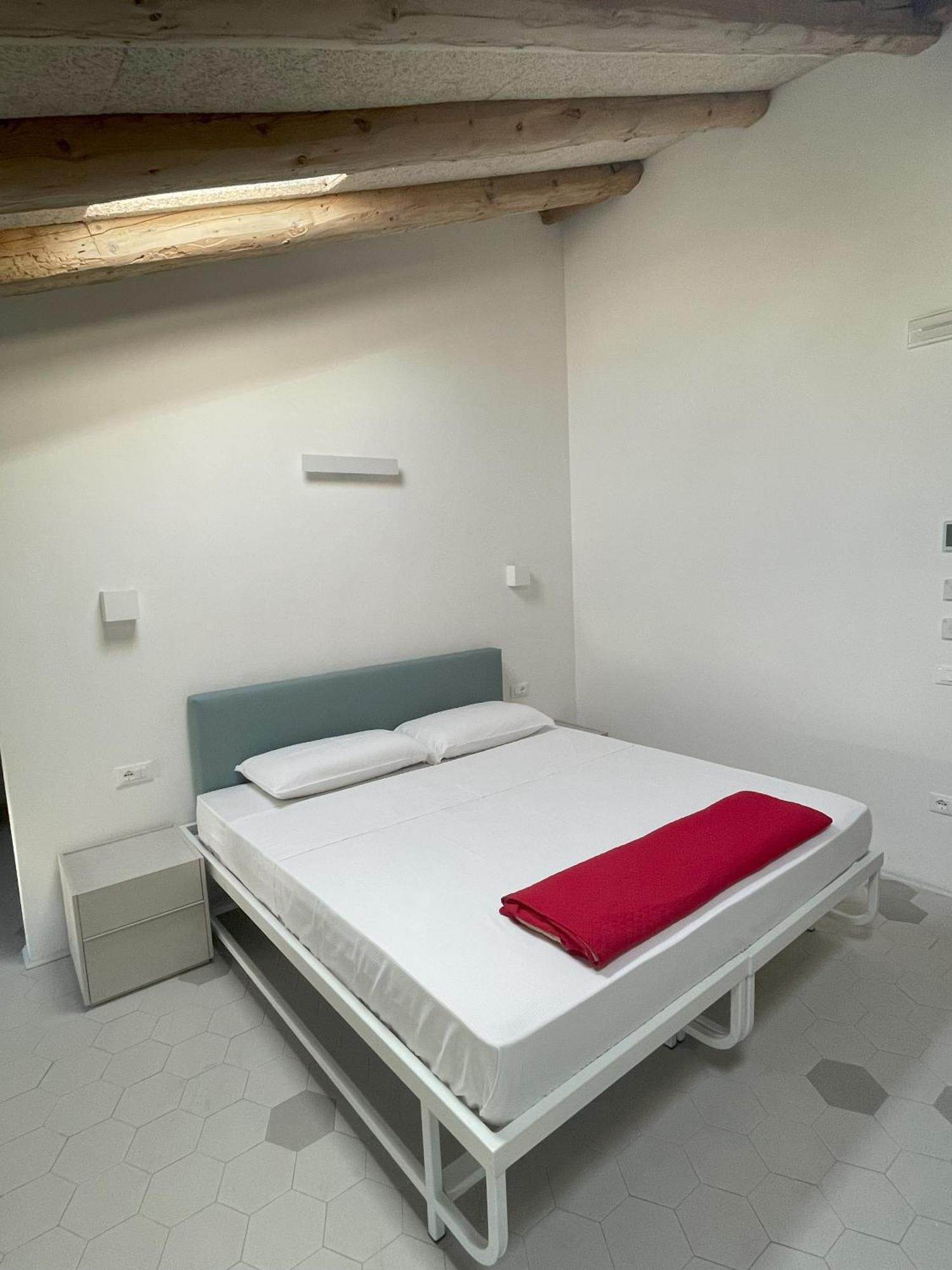 Casali Hostel Триест Экстерьер фото