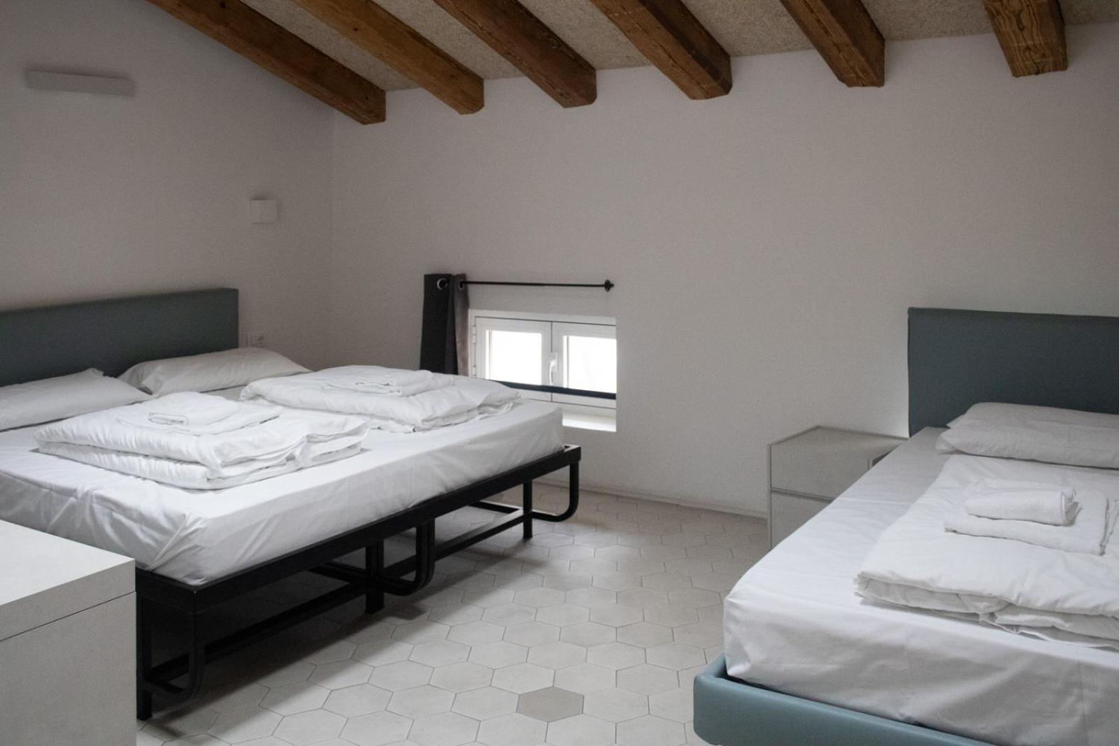 Casali Hostel Триест Экстерьер фото