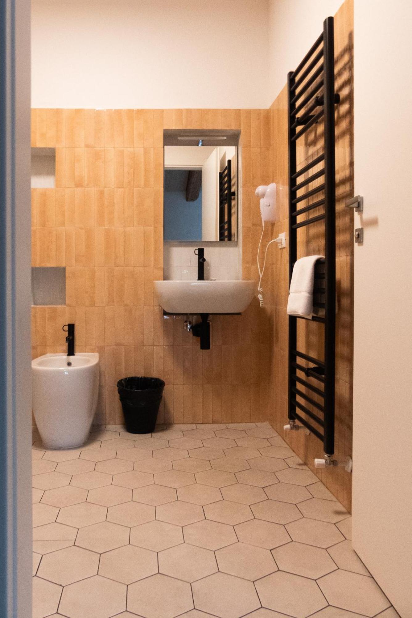 Casali Hostel Триест Экстерьер фото
