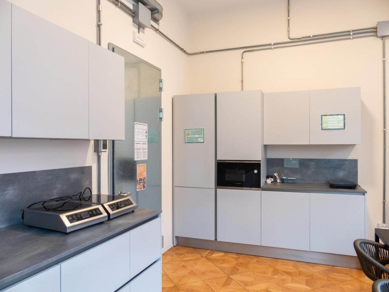 Casali Hostel Триест Экстерьер фото